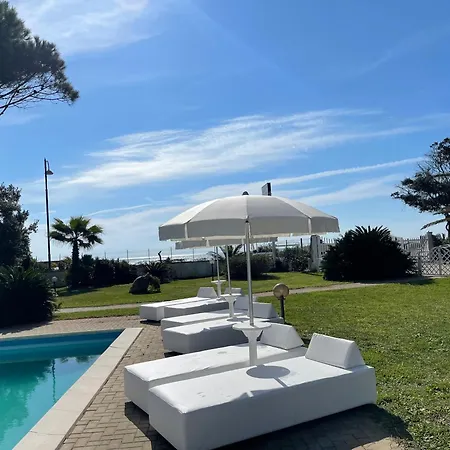 Capo Circeo Fronte Mare Resort