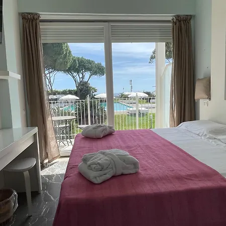 Capo Circeo Fronte Mare